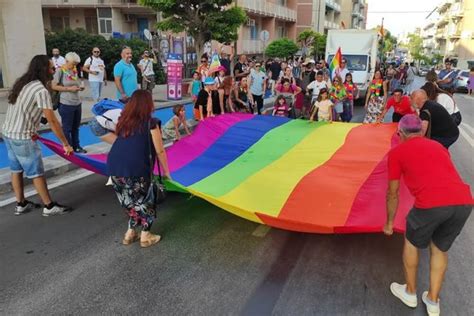 gay siracusa|Siracusa